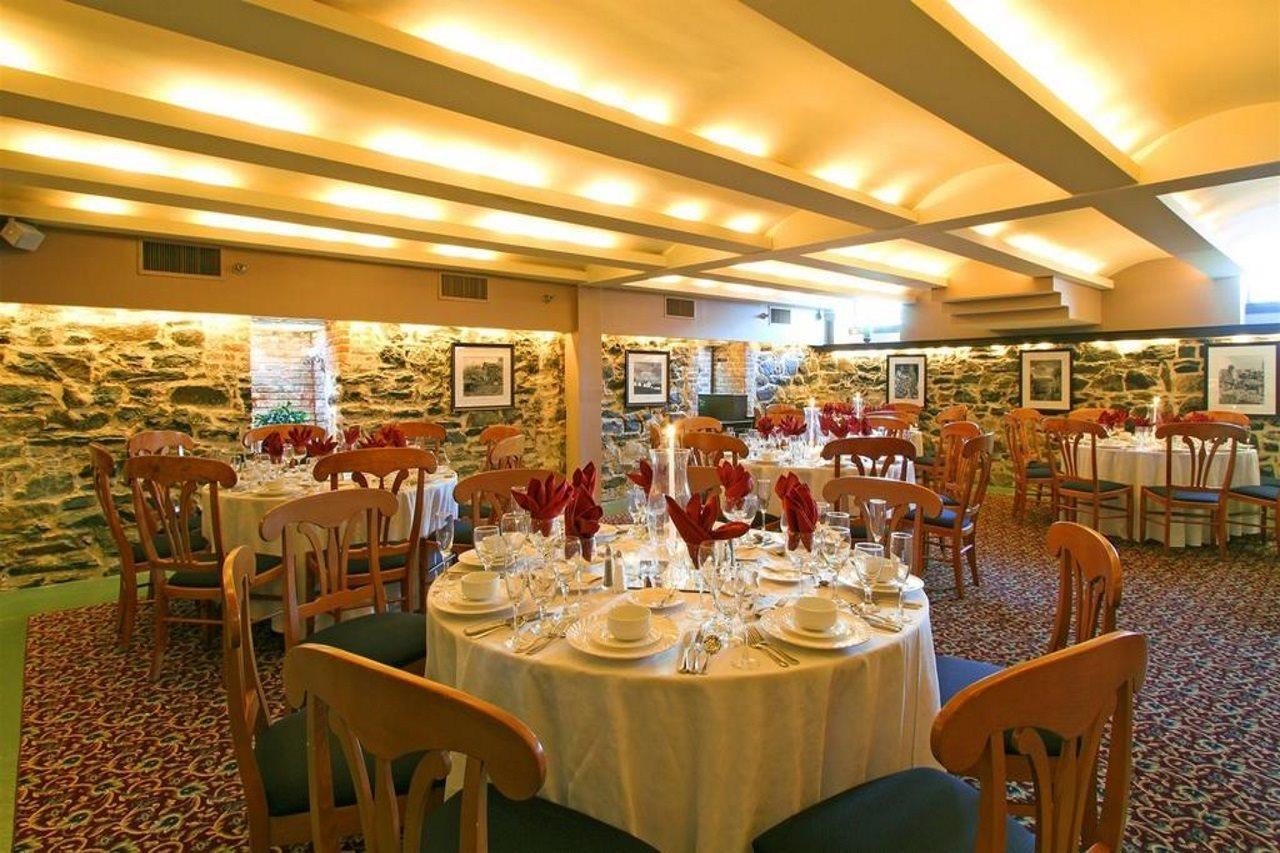 巴尔的摩威廉费尔酒店（Hotel The William Fell Baltimore），希尔顿巴尔的摩挂毯系列